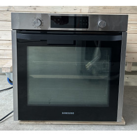 Four SAMSUNG NV75K5571RS - 3981