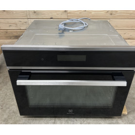 Four ELECTROLUX EVE8P21X - 4274